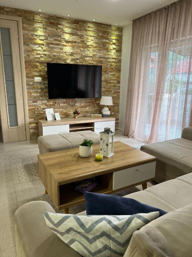 Apartman Mak Mostar Exteriör bild
